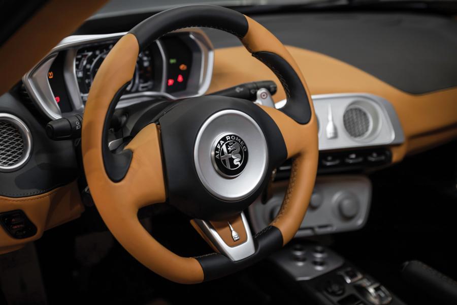 Интерьер Alfa Romeo Mole Costruzione Artigianale 001 (960) 2018 года  (фото 24 из 83)